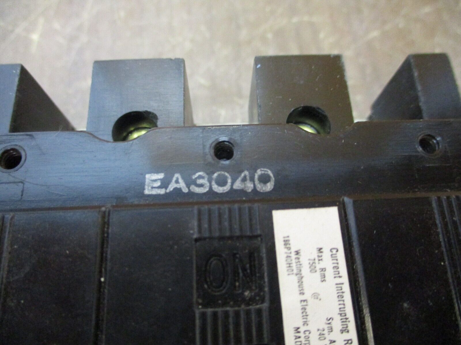 Westinghouse Circuit Breaker EA3040 40A 240V 3P Used