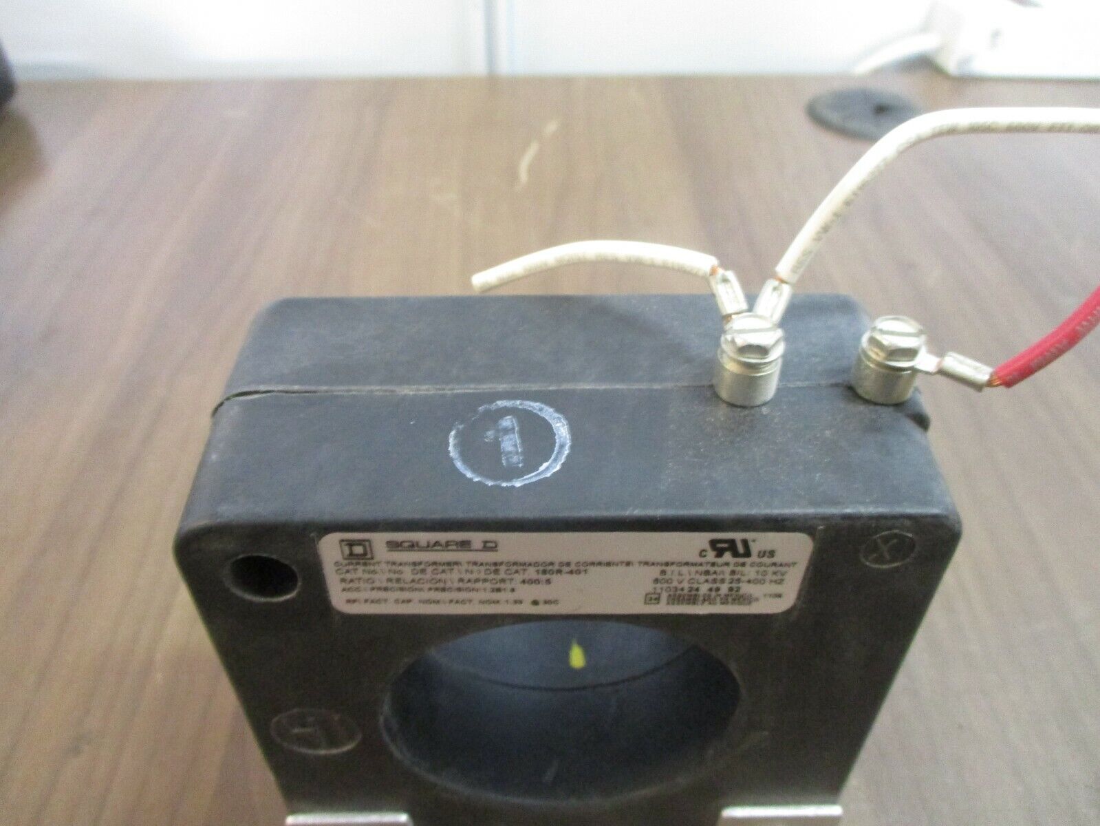 Square D Current Transformer 180R-401 Ratio 400:5A 600V 25-400Hz 10KV BIL Used