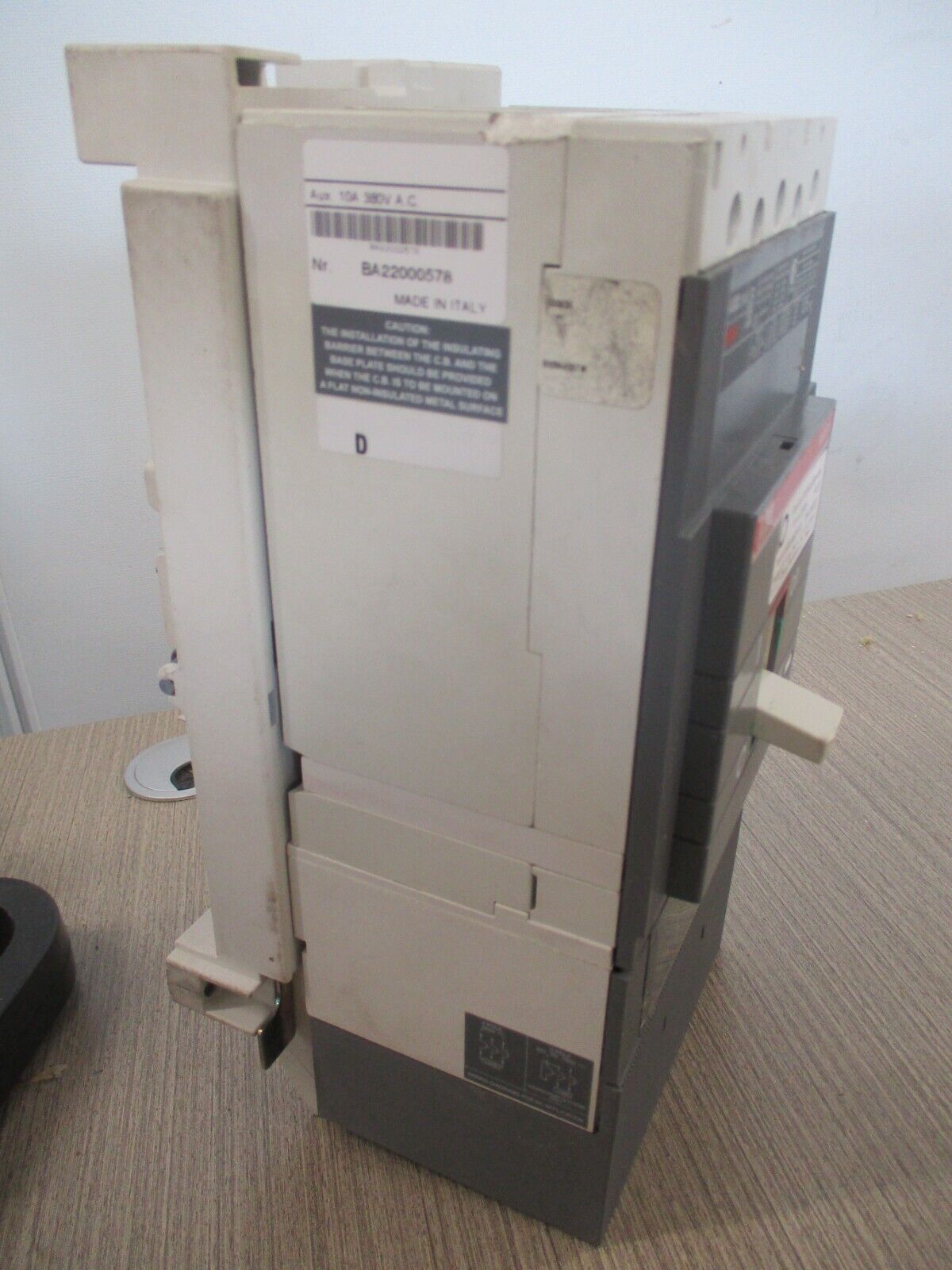 ABB SACE S5 Circuit Breaker S5N 400 400A 600V 3P *Chipped* Used