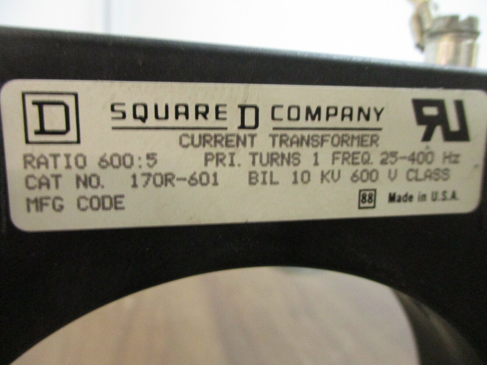 Square D Current Transformer 170R-601 Ratio 600:5A 600V 25-400Hz 10kV BIL Used