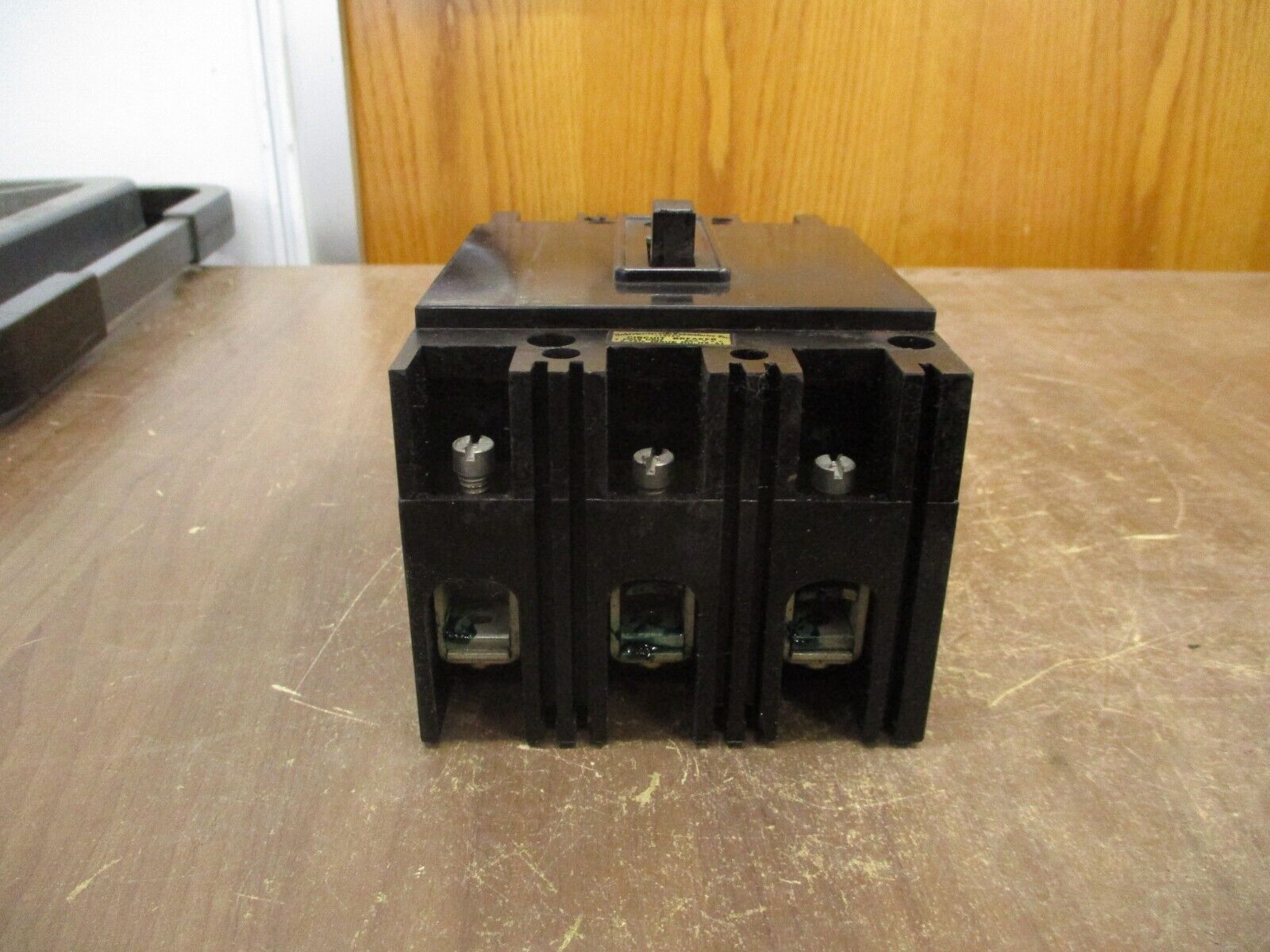 Westinghouse AB De-ion Circuit Breaker FA3040 40A 600V 3P Used