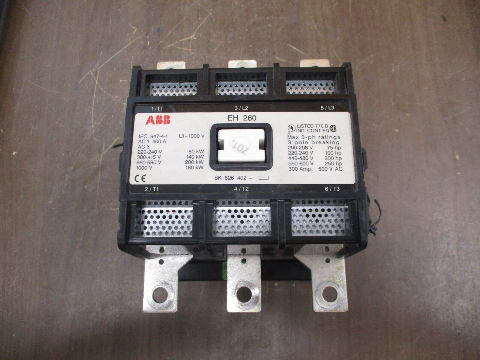 ABB Contactor EH 260 24VDC Coil 300A 600V 3P *Broken Mounting Foot* Used