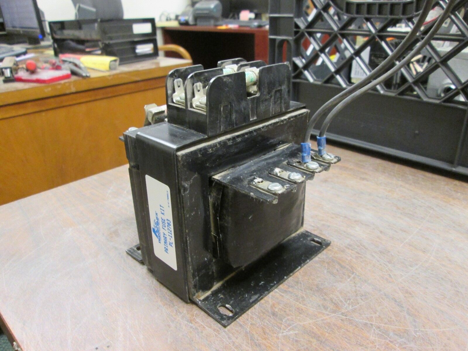 ACME Transformer Control Transformer w/ Primary Fuse Kit TA-2-69304 50/60Hz Used