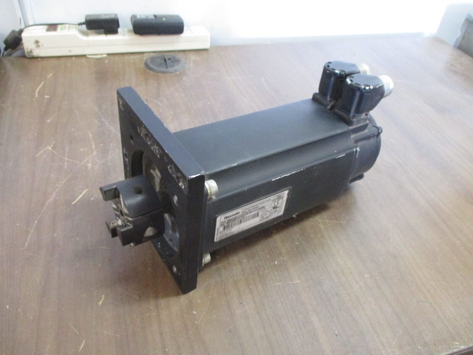 Rexroth Servo Motor MSK050C-0300-NN-M1-UP1-NNNN 600V 1.77Nm/A nMax: 4700min-1