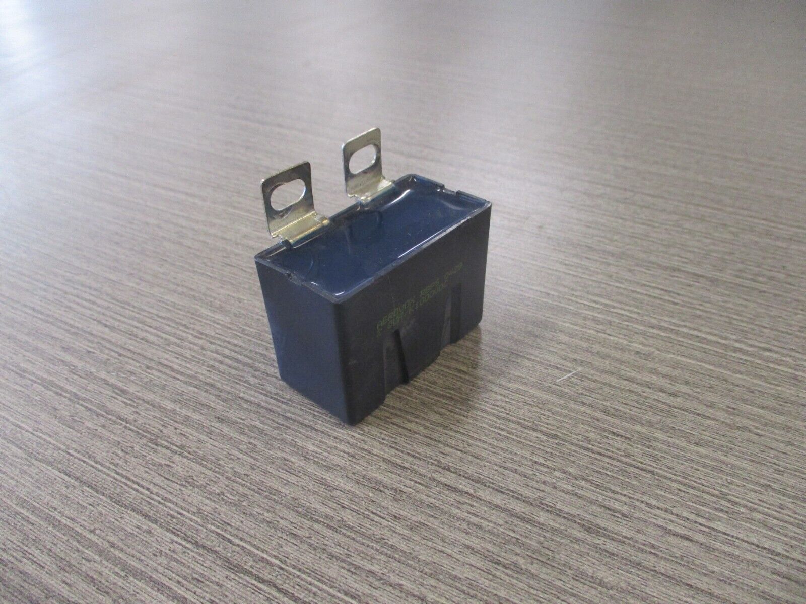 Aerovox Capacitor RBPS 0429 2.OUF 1000VDC Used.