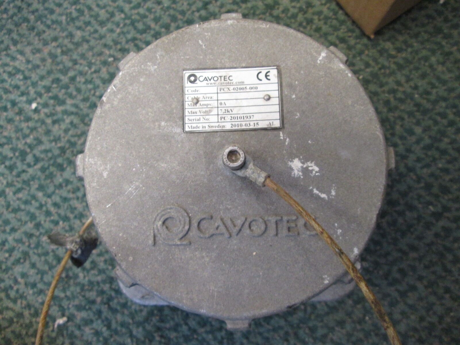 Cavotec 30015 Receptacle w/ 30025 Cap PCX-02005-000 Used