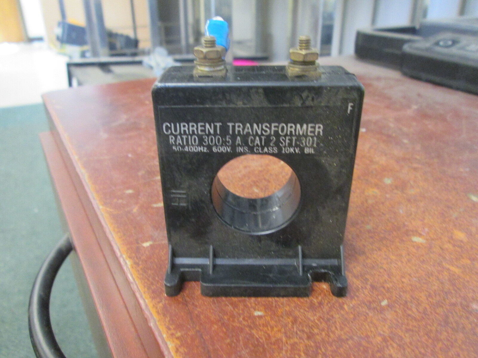 Metermaser Current Transformer 2 SFT-301 Ratio: 300:5A 50-400Hz 600V Used