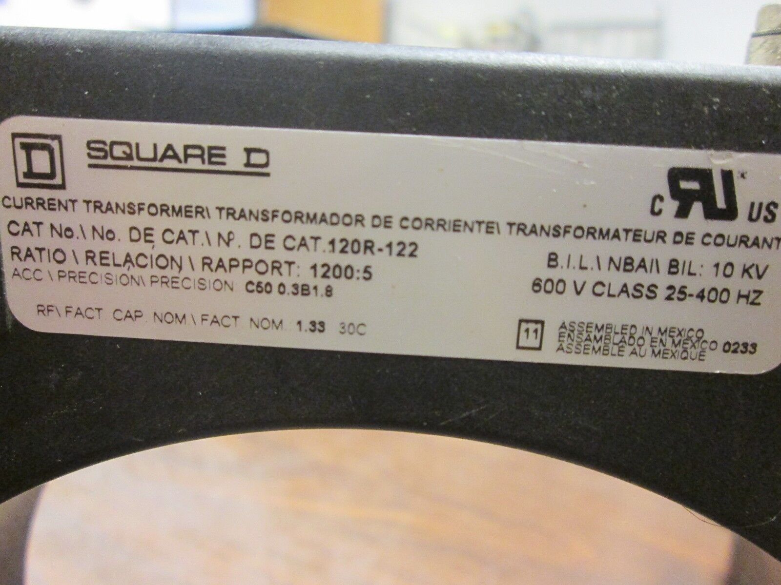 Square D Current Transformer 120R-122 Ratio 1200:5A 10KV BIL Used