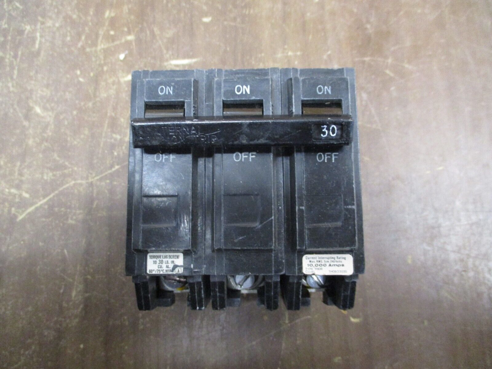 GE Bolt-On Circuit Breaker THQB3130 30A 240V 3P *No Terminal Screws* Used