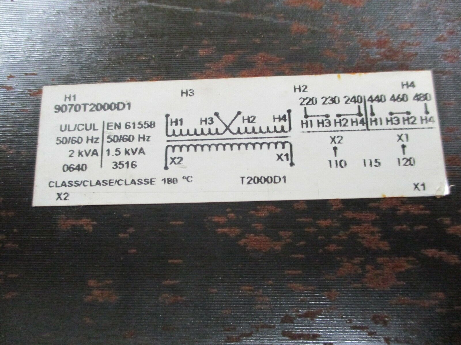 Square D	Transformer 9070T2000D1 2KVA Pri: 240/480V Sec: 120V 50/60Hz Used