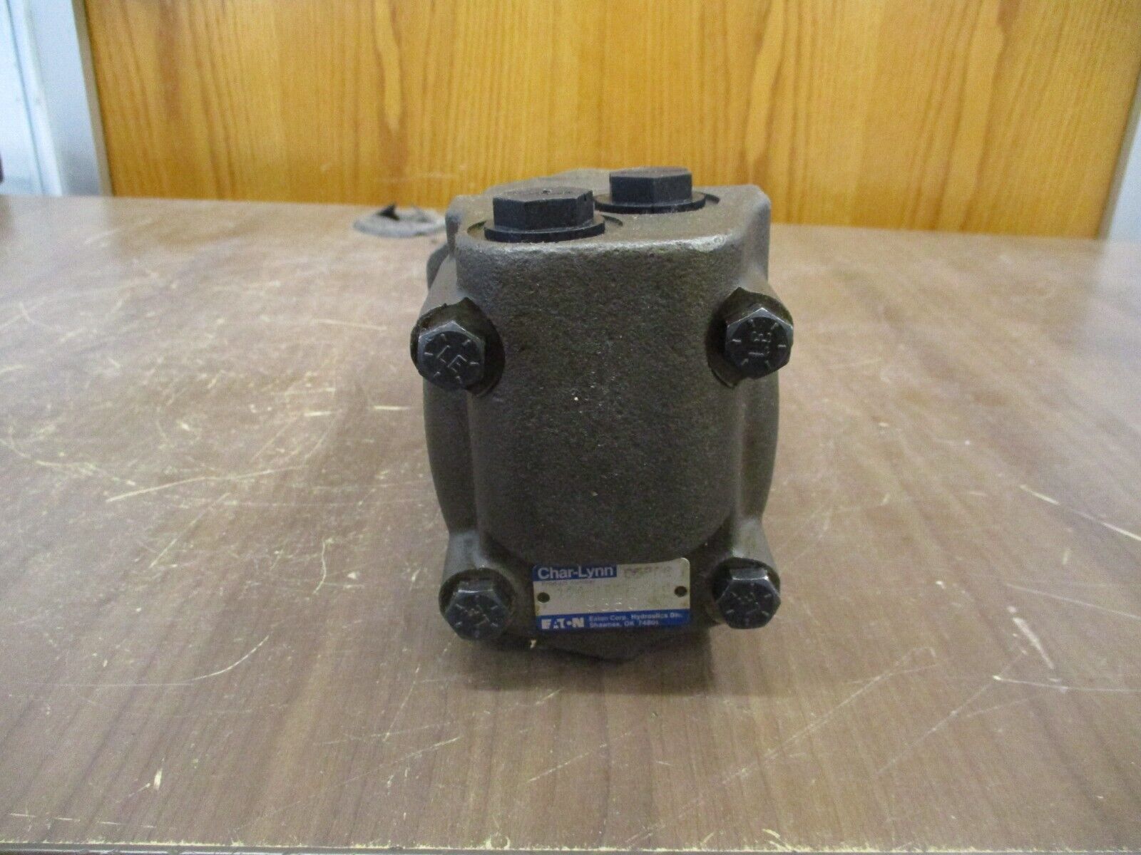 Eaton Char-Lynn Hydraulic Motor 104-1019-006 Used