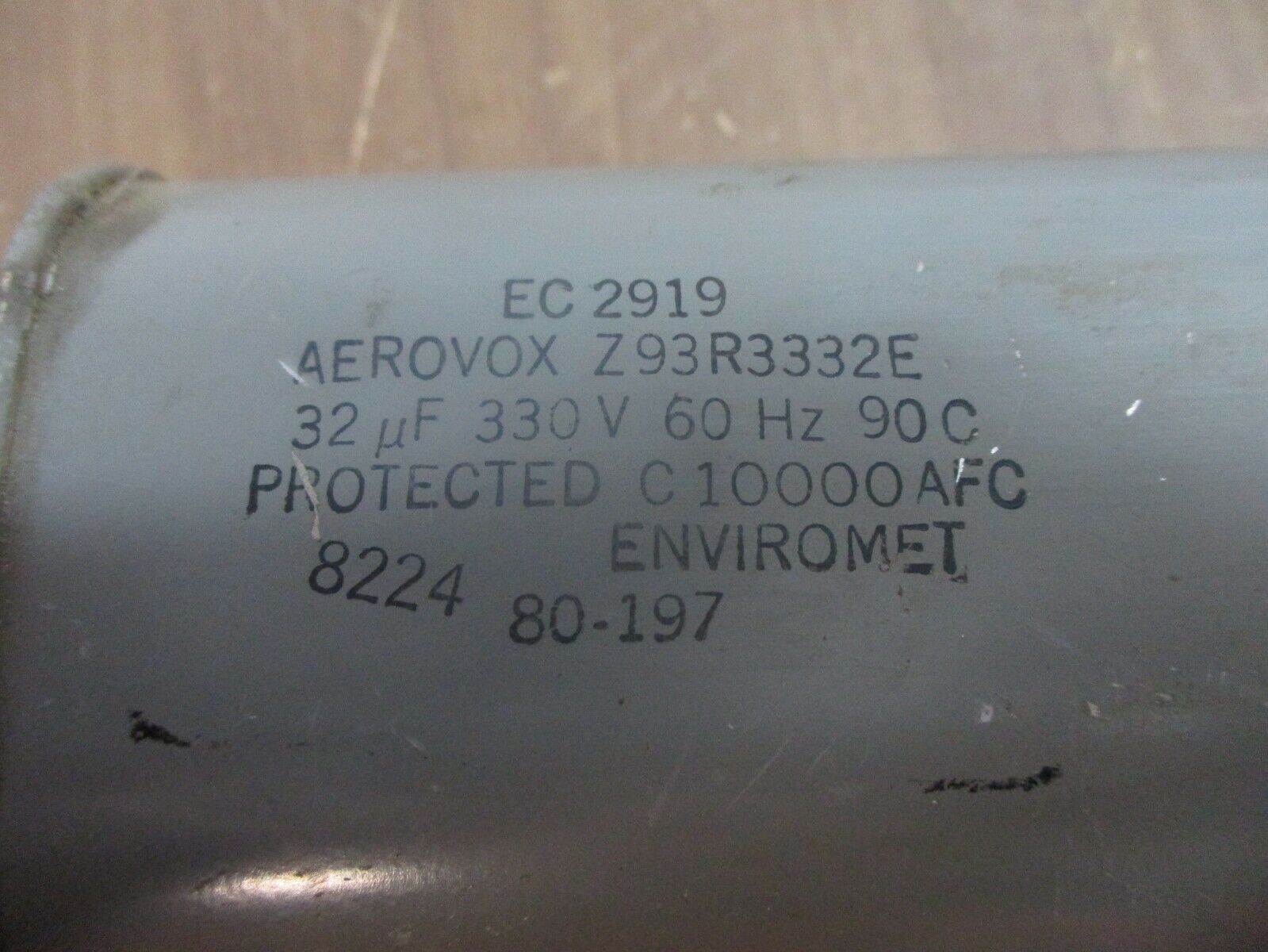 Aerovox Capacitor Z93R3332E 32uF 330V 60Hz Used