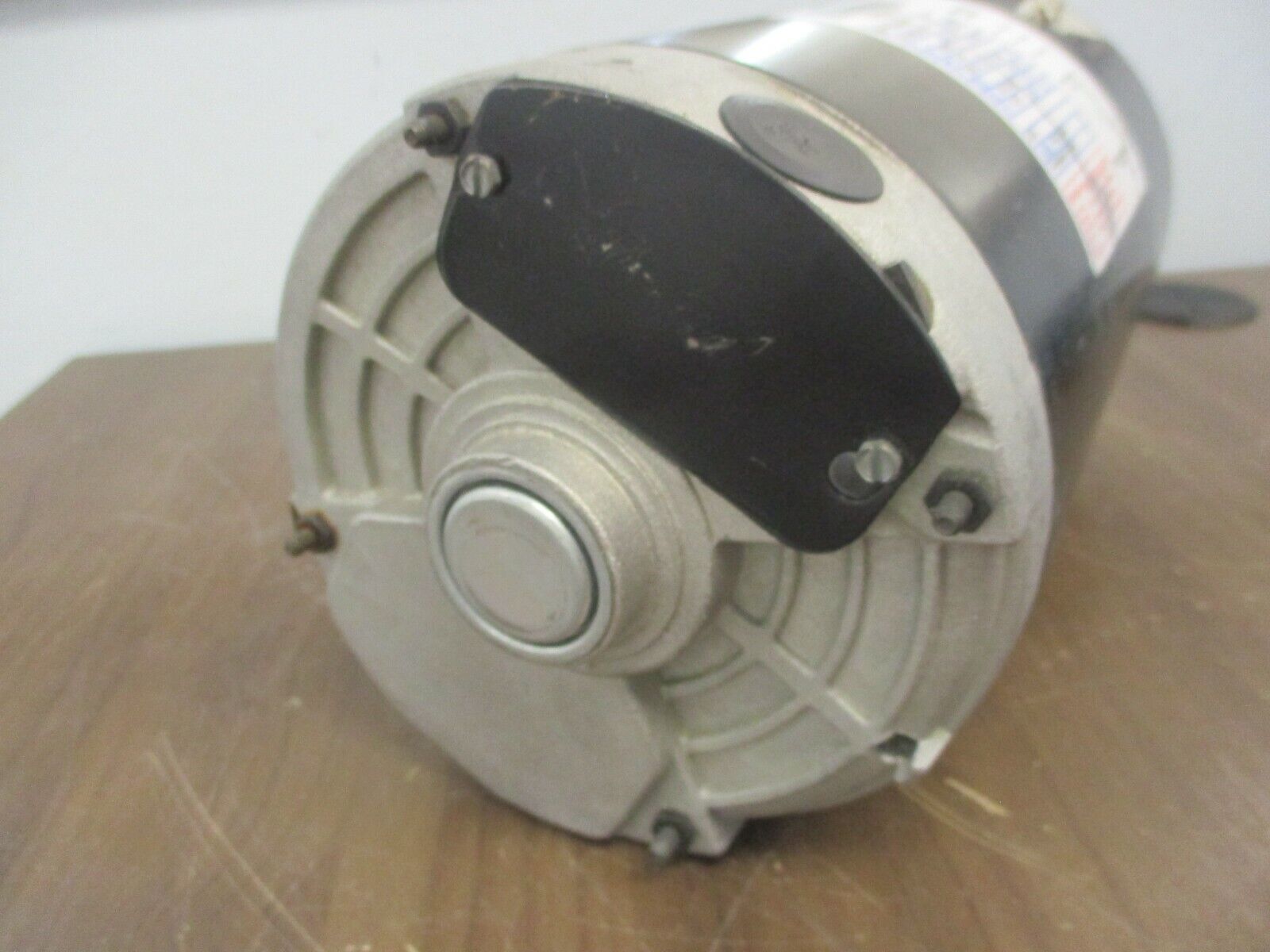 YORK AC Motor P56C64A50 2HP 690/820RPM FR:56Y ENCL:Enclosed 460V 3.4/3.7A Used