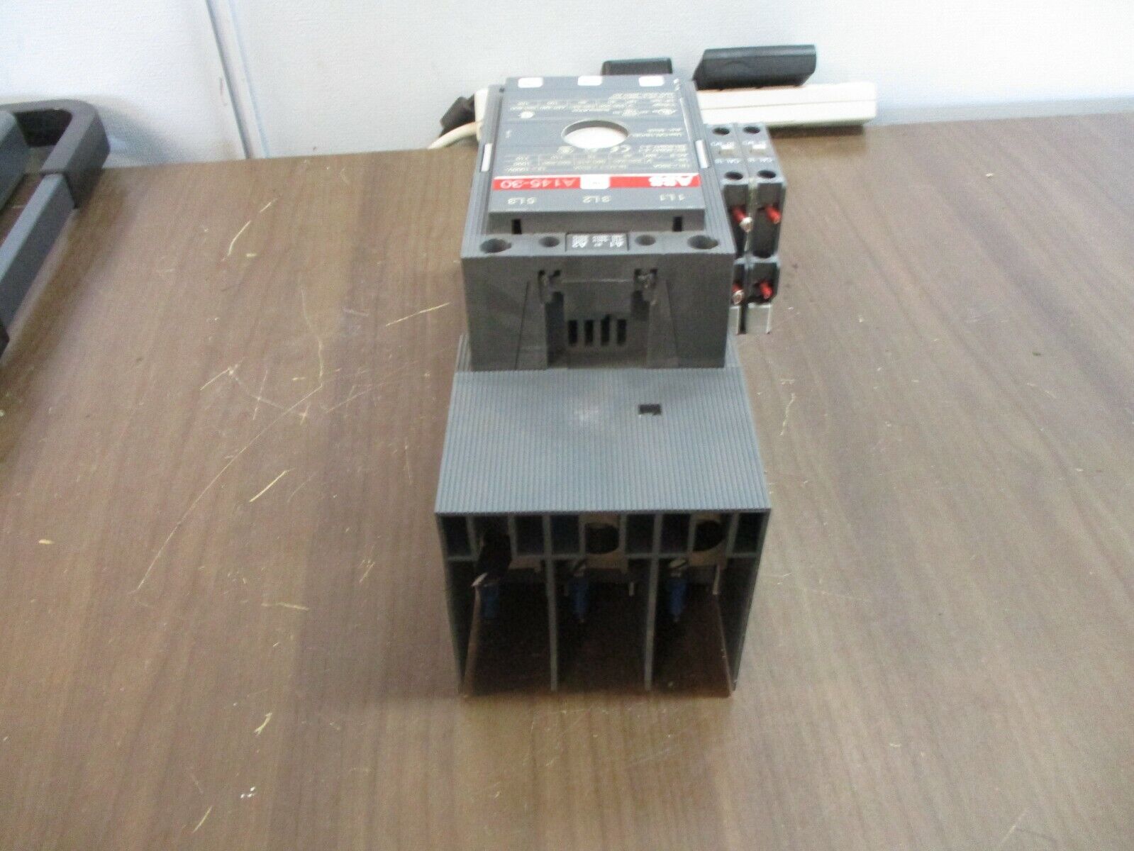 ABB Contactor A145-30 440-460V Coil 230A 600V w/ (2) Aux Contact Used