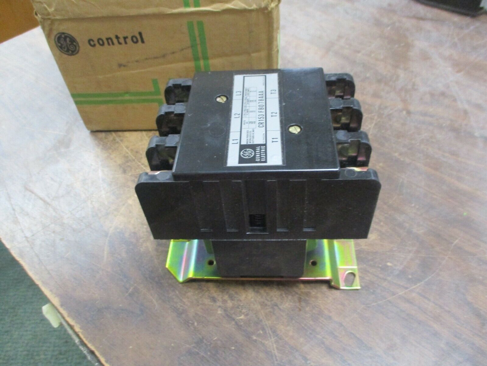 GE Contactor CR153FB078AAA 208-240V Coil 60A 3P New Surplus