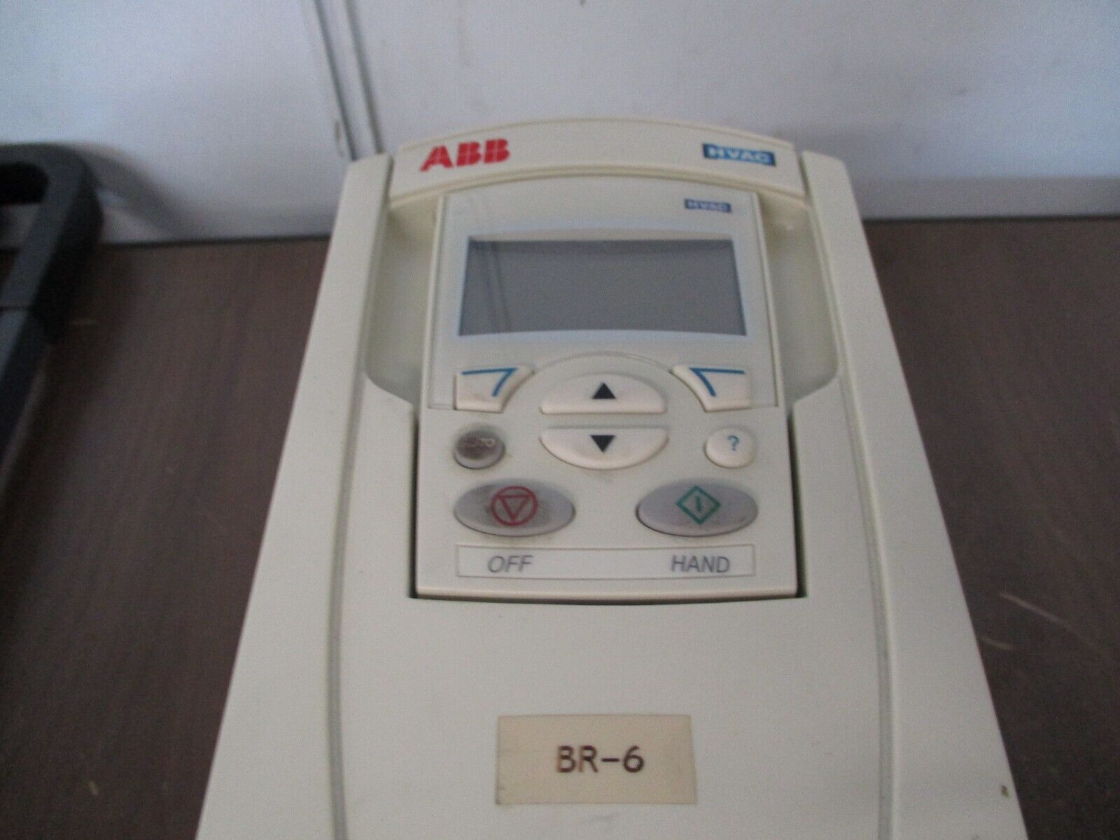 ABB ACH550 AC Drive ACH550-UH-04A1-4 2HP 3Ph w/ Keypad Used