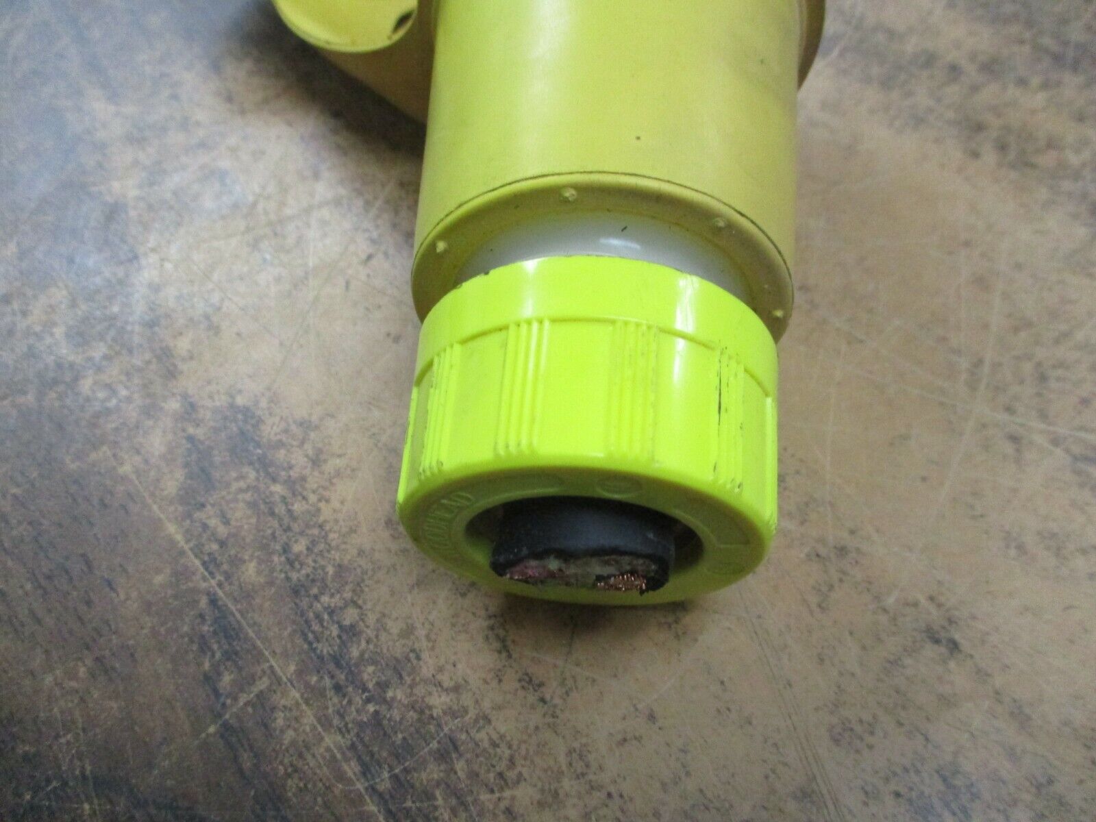 Daniel Woodhead Watertight Connector Nema L16-30 30A 480V 3Ph Used