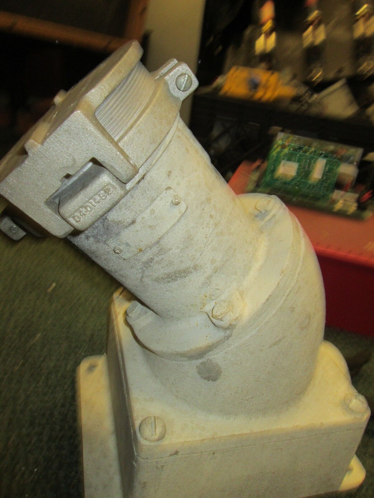 Crouse-Hinds Receptacle w/ Base 200A 600V 4P 4W Used