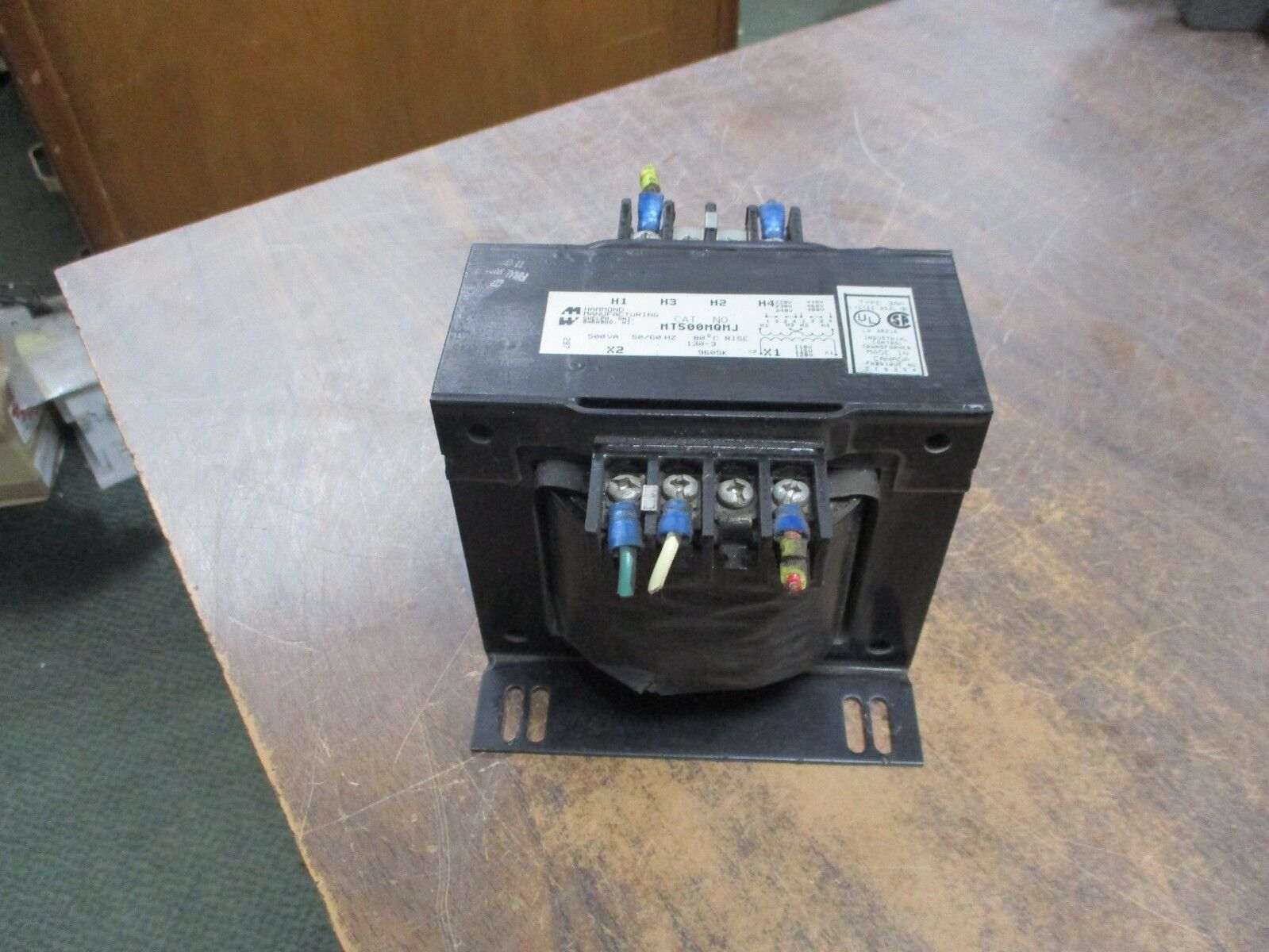 Hammond Transformer MT500MQMJ 500VA Pri: 240/480V Sec: 120V 50/60Hz Used