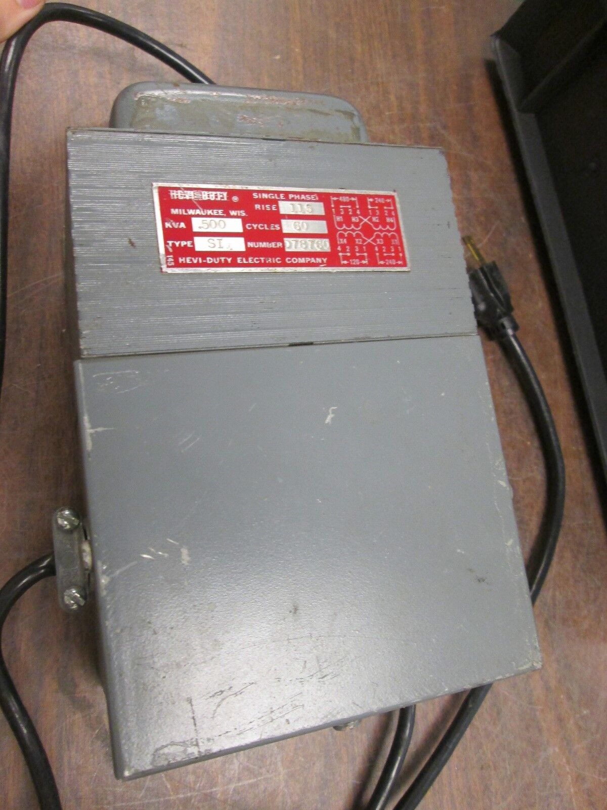 Hevi-Duty Transformer SI D78760 0.500 kVA 60Hz Used