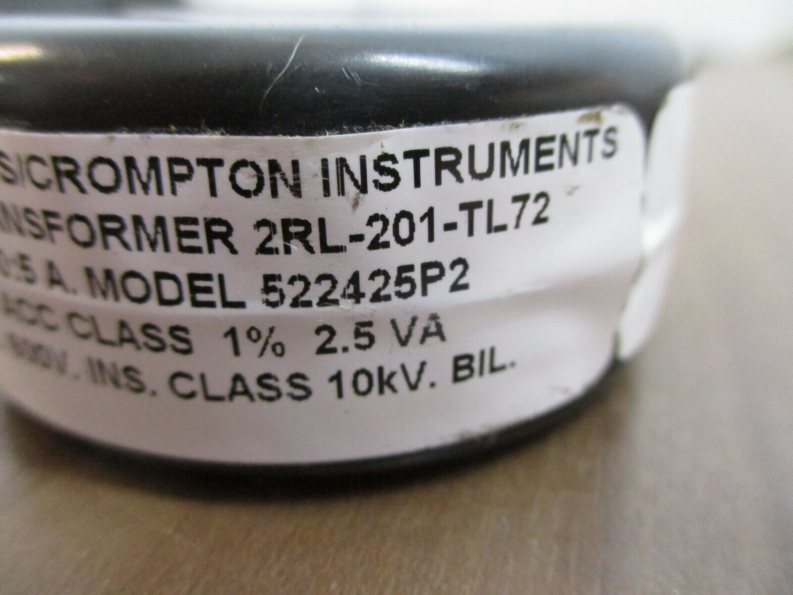 Tyco/Crompton 522425P2 Current Transformer 2RL-201-TL72 Ratio 200:5A 600V Used