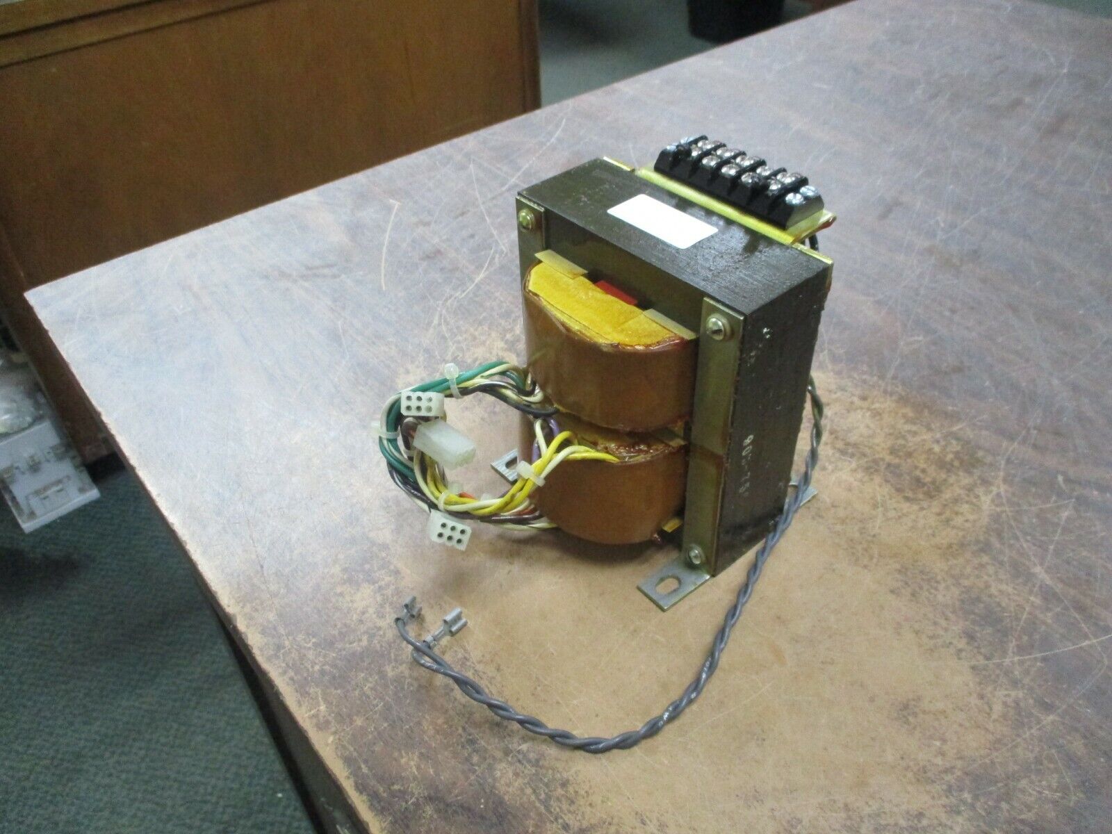 Vee-Arc Transformer 203-123 Input: 380/415/460V 60Hz Used