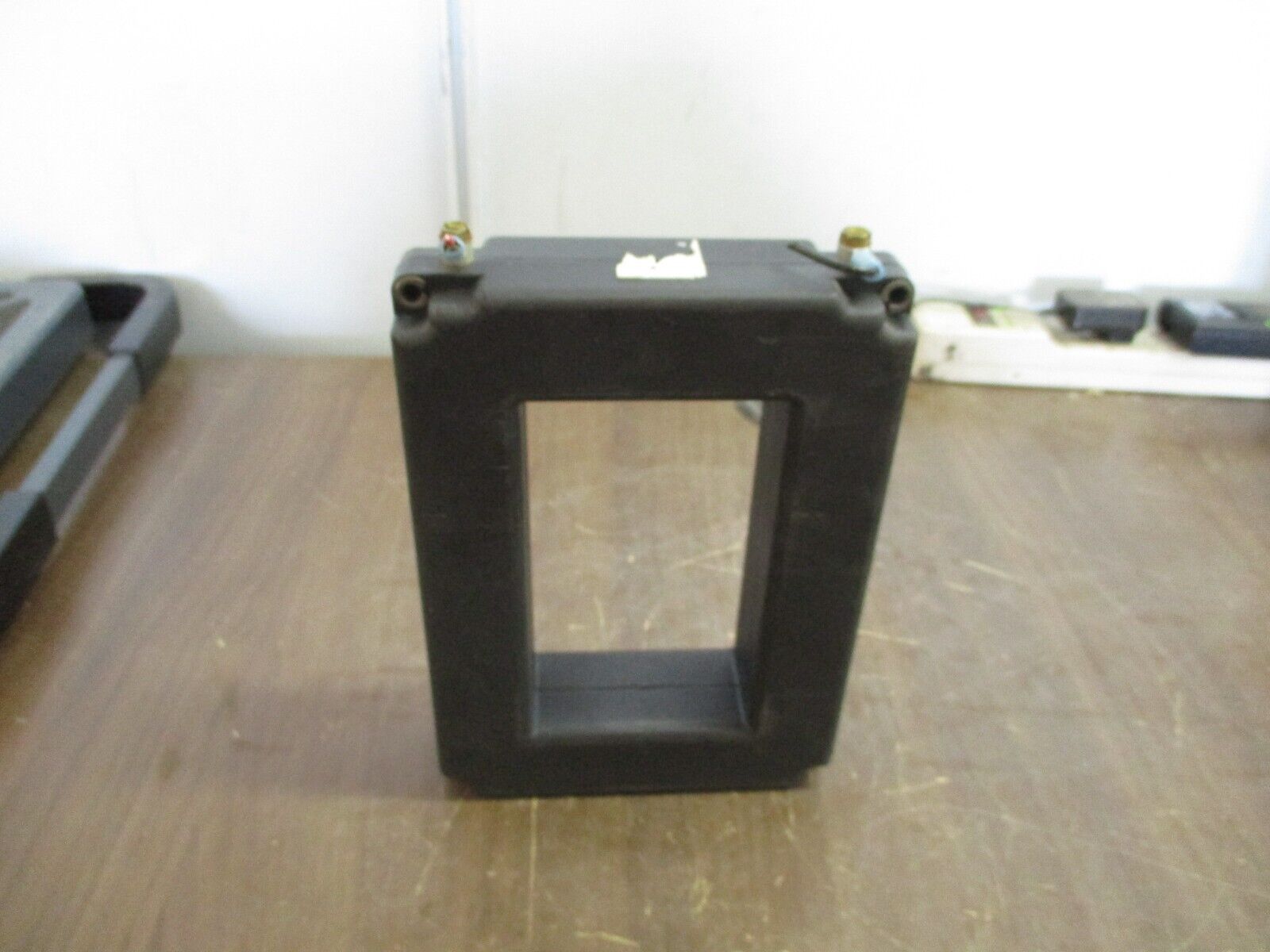 Square D MDGF/SGR Current Transformer S33579 Ratio 1000:1A 50-400Hz Used