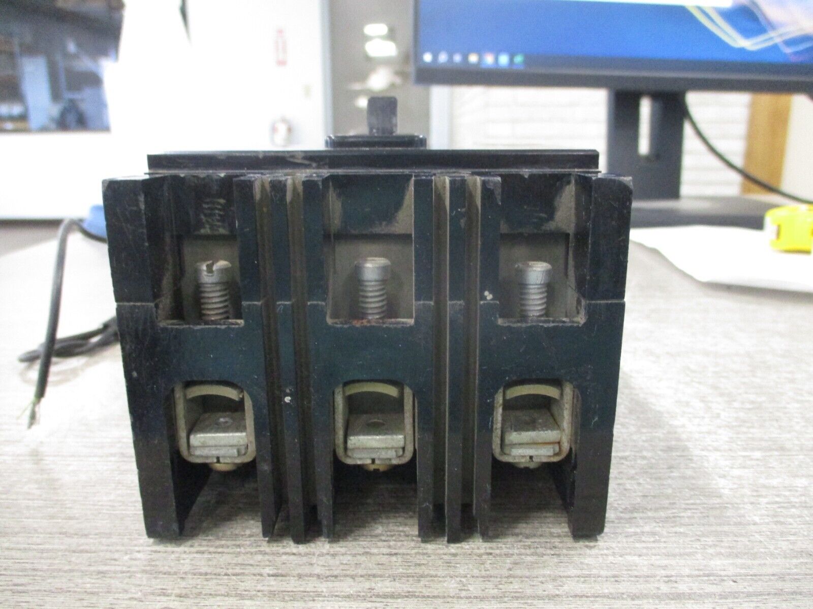 Westinghouse Circuit Breaker EB3015 15A 240V 3Ph Used