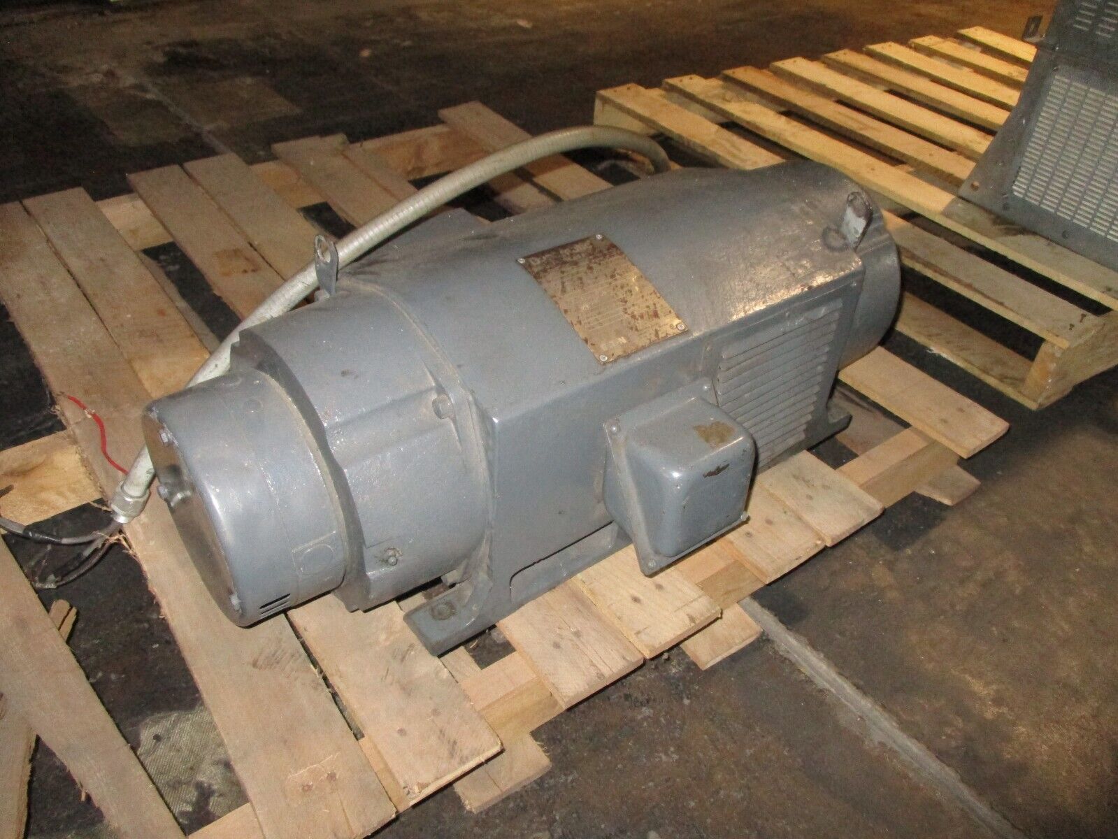 Dynamic Clutch-Brake DC Motor M2-300097-9043 7.5HP 1800RPM 3Ph 200V 23A 60Hz