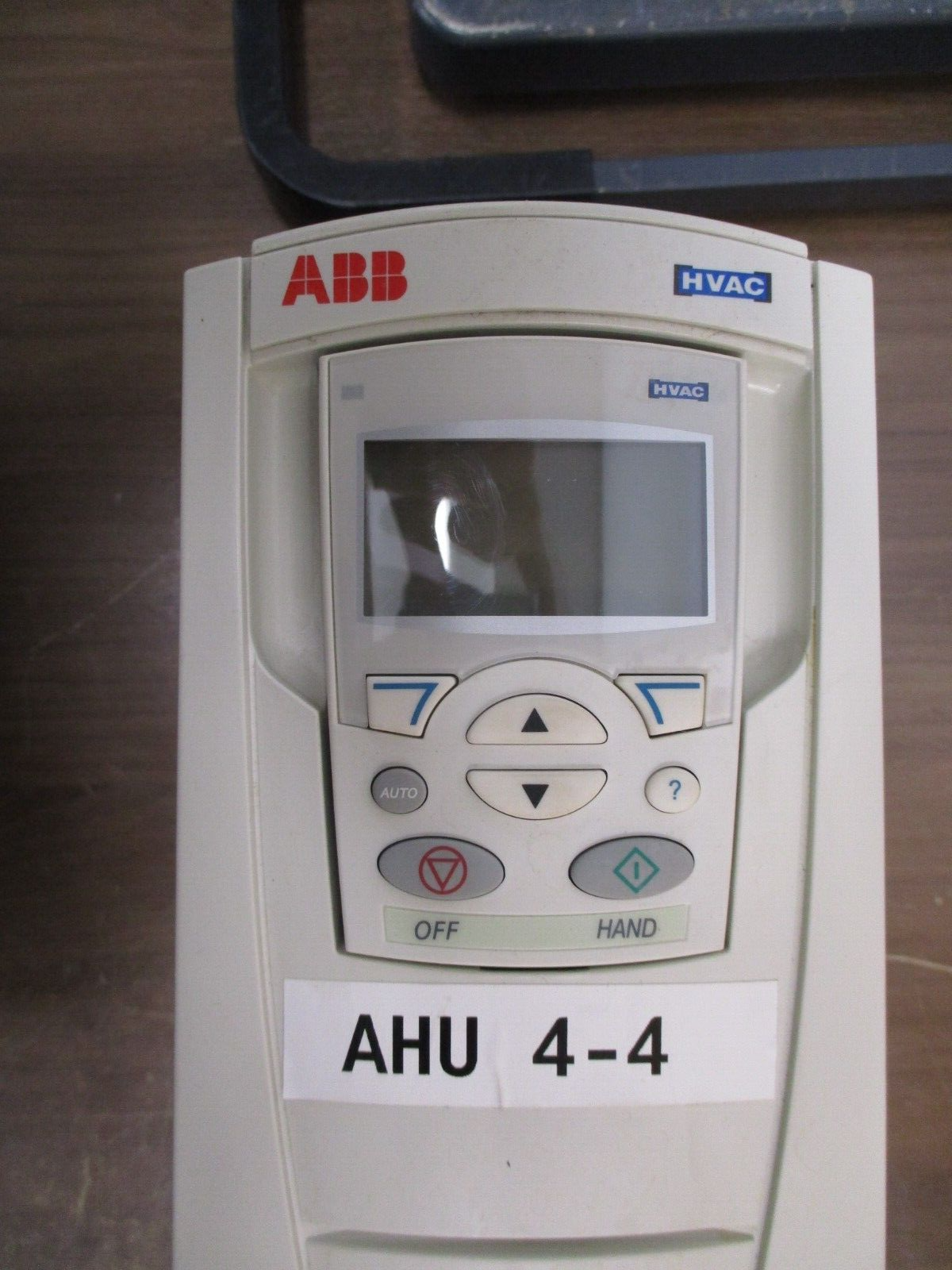 ABB ACH550 AC Drive w/ Bypass ACH550-VCR-023A-4+F267 15HP 3Ph w/ Keypad Used