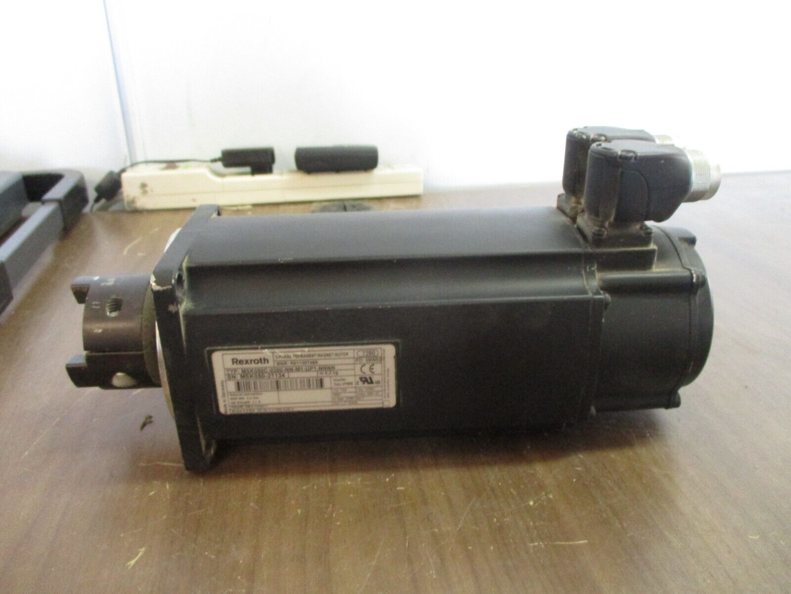 Rexroth Servo Motor MSK050C-0300-NN-M1-UP1-NNNN 600V 1.77Nm/A nMax: 4700min-1