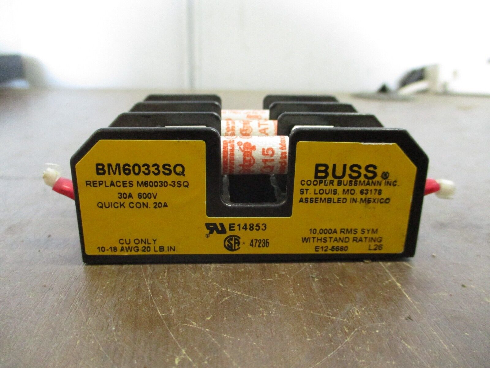 Buss Fuseholder BM6033SQ 30A 600V 3P w/ (3) 15A Fuses Used