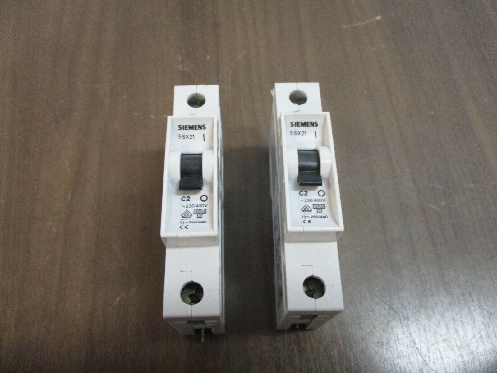 Siemens Circuit Breaker 5SX21-C2 2A 230/400V 1P *Lot of 2* Used