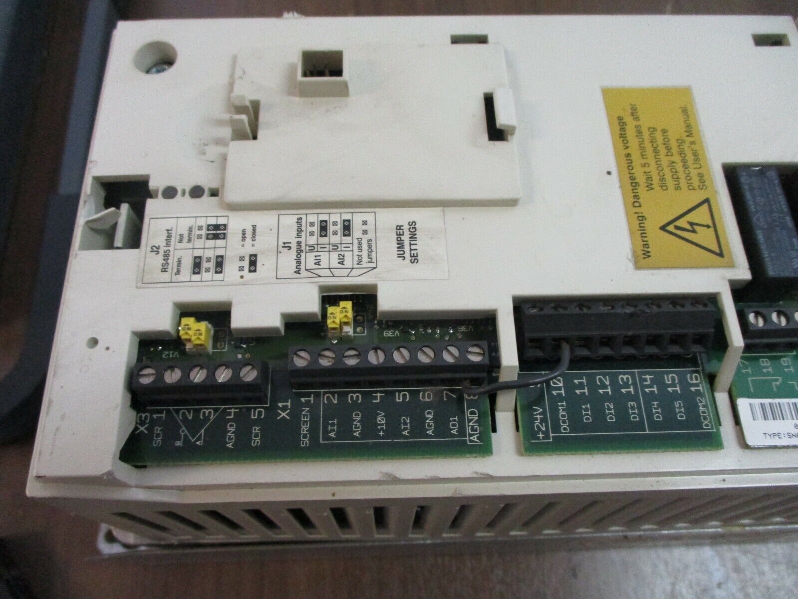 ABB ACH401 AC Drive w/ Disconnect ACH401600932+A0A00000 10HP 3Ph *Broken Cover*