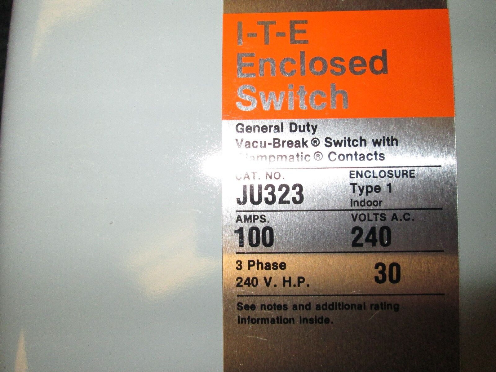 Siemens / ITE Non-fusible Safety Switch JU323 100A 240V 3P *Some shelfwear* New