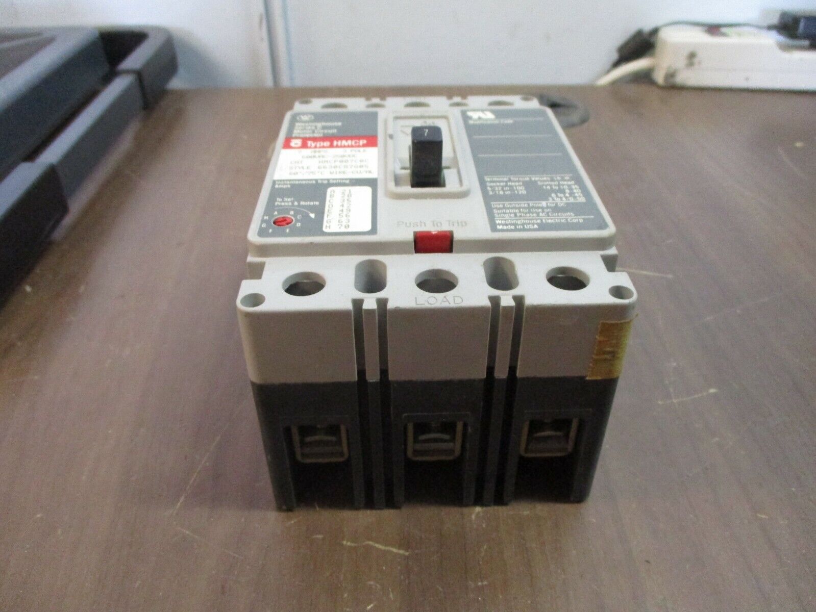 Westinghouse Circuit Breaker HMCP007C0C 7A 600V 3P Used