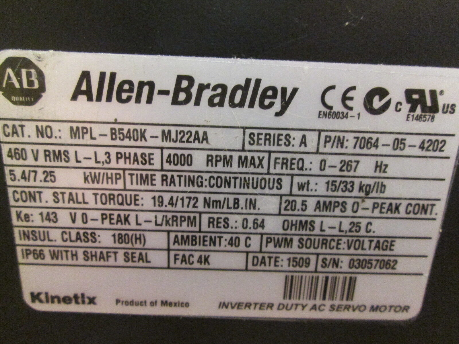 Allen-Bradley Kinetix AC Servo Motor MPL-B540K-MJ22AA 7.25HP 460V 3Ph Used