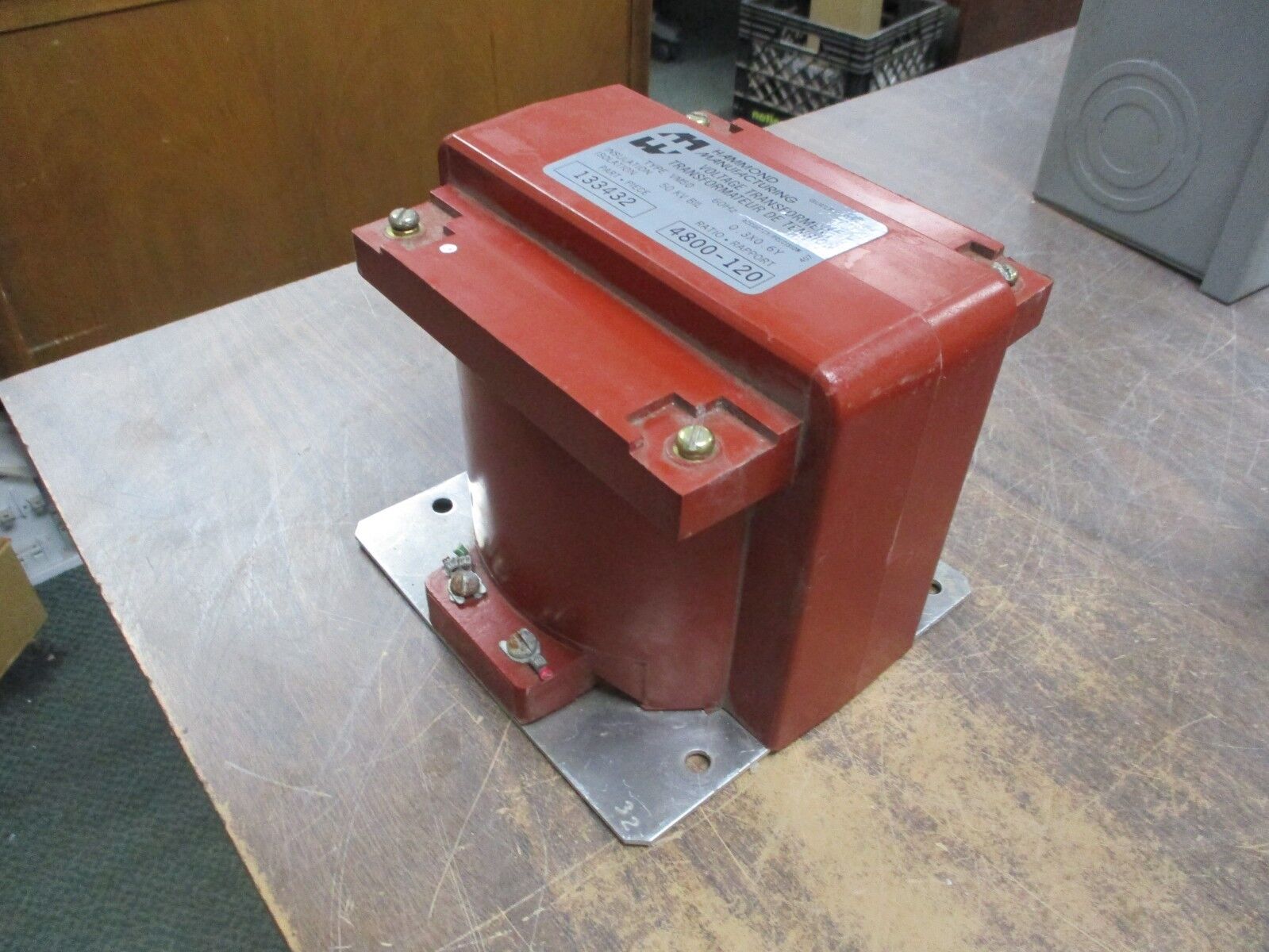 Hammond Type VM50 Voltage Transformer 133432 Ratio 4800:120 50KV BIL 60Hz Used