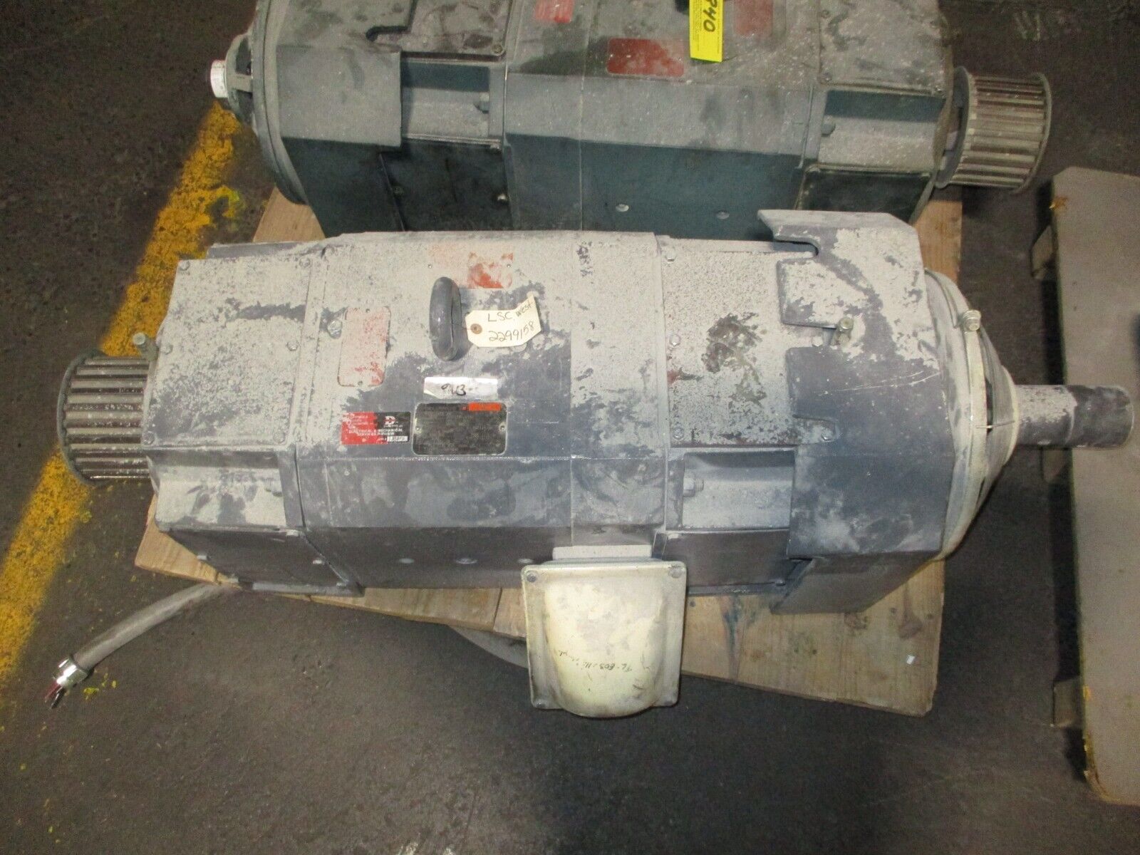 Reliance DC Motor 40HP 1800/2400RPM 500V 65A Used