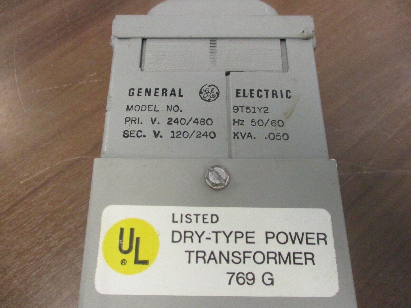 GE Transformer 9T51Y2 0.050kVA Pri: 240/480V Sec: 120/240V 50/60Hz Used