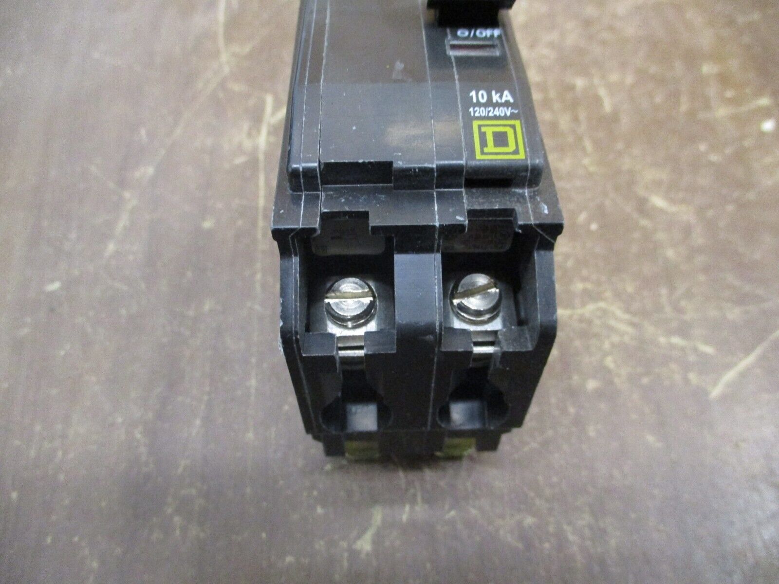 Square D Bolt-On Circuit Breaker QOB250 50A 120/240V 2P *No Screws* Used