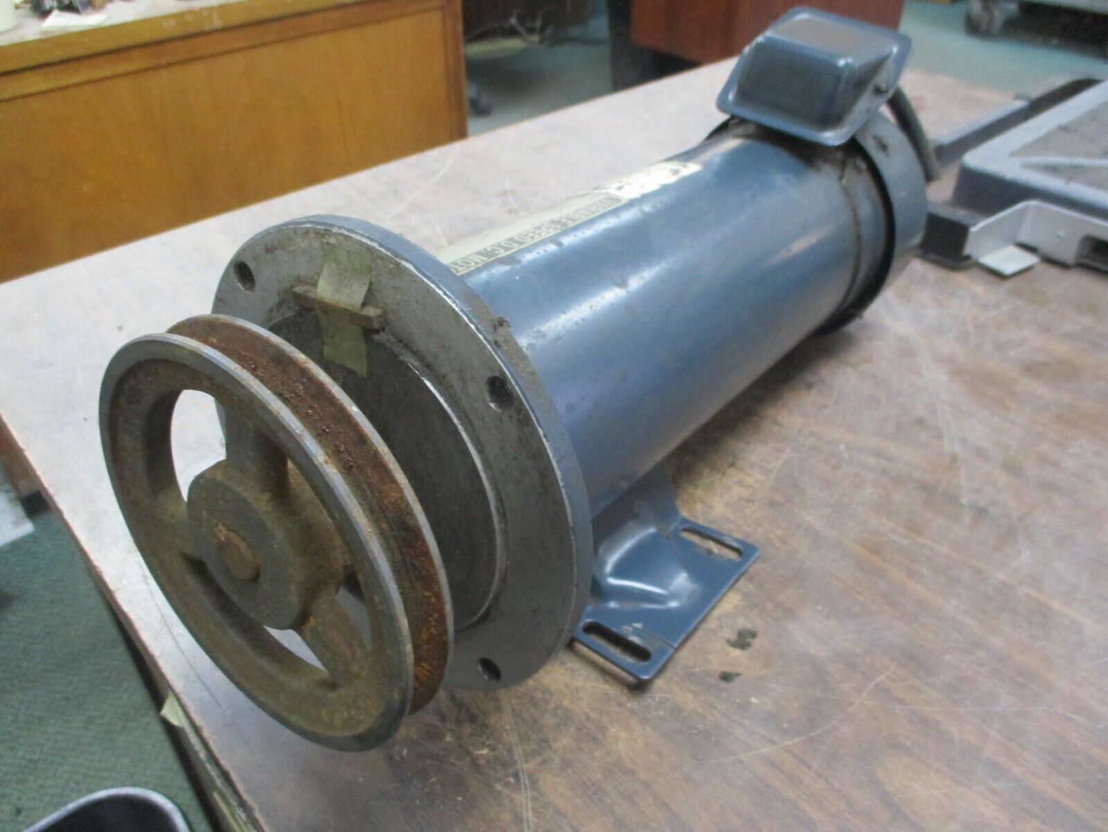 Electrol Co. DC Motor M4621AB 1.0HP 1800RPM 180V 5.35A ENCL:TEFC Used