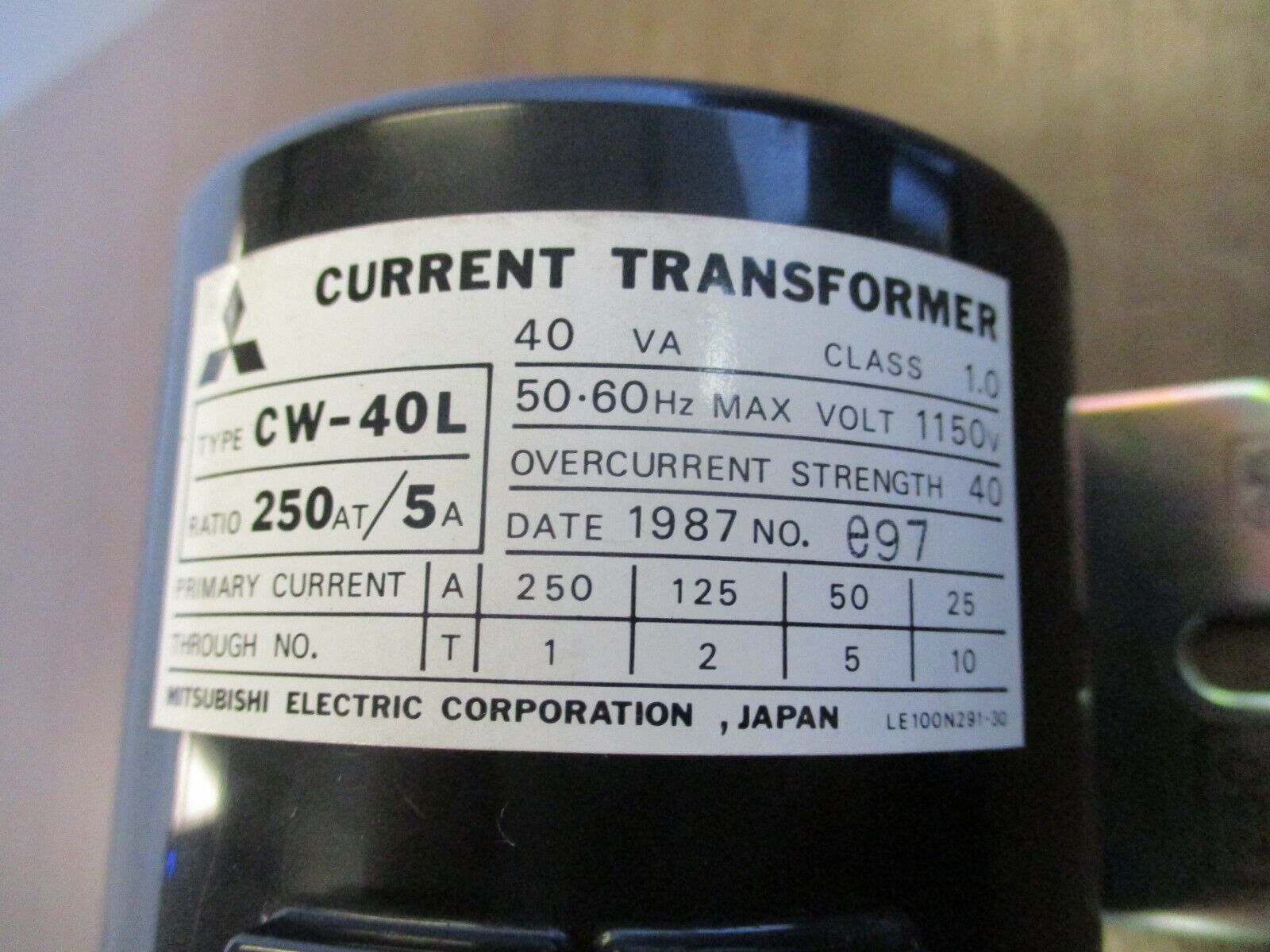 Mitsubishi Current Transformer CW-40L Ratio 250:5A 40VA 1150V 50-60Hz Used