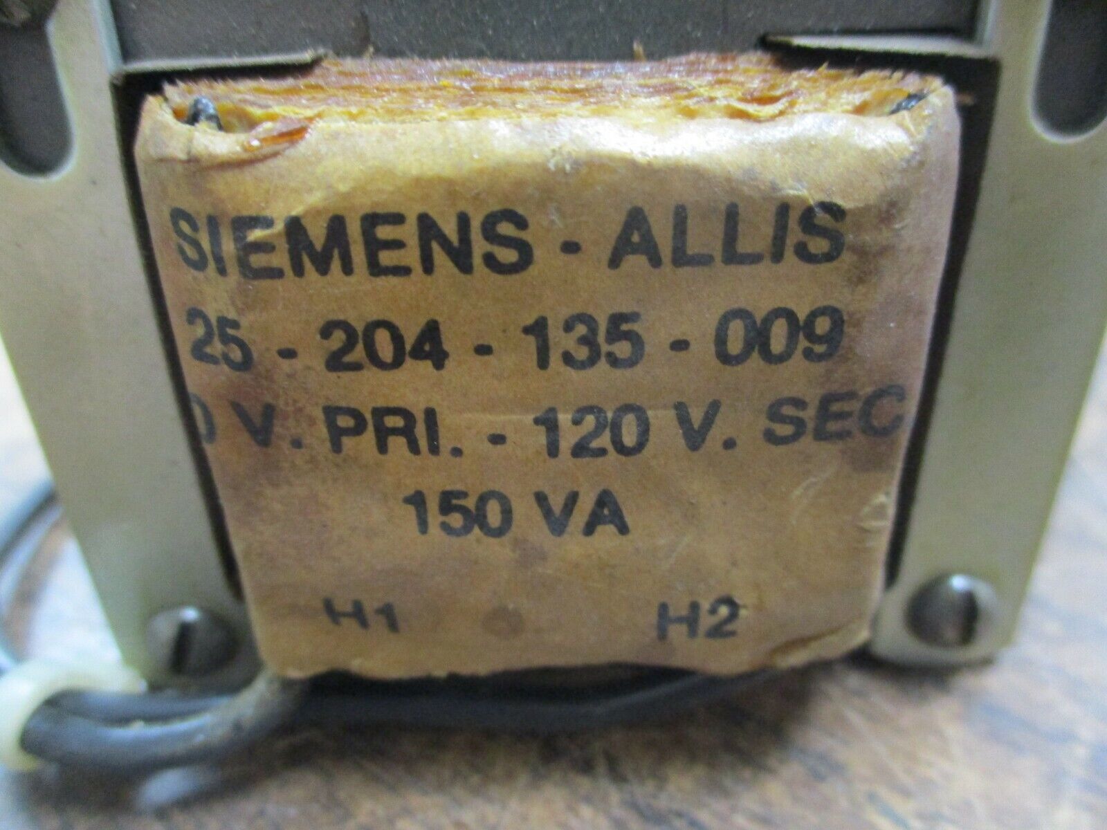 Siemens-Allis Transformer 25-204-135-009 150VA Pri: 480V Sec: 120V Used