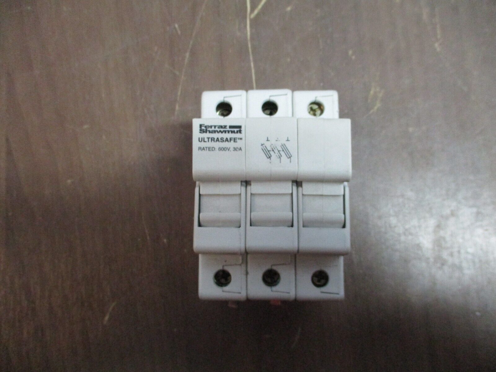 Ferraz Shawmut Ultrasafe Fuse Holder USM3 30A 600V 3P Used