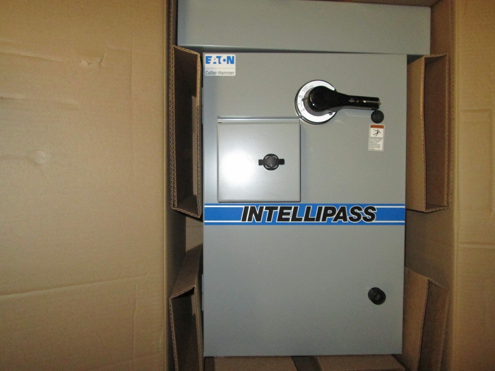 Eaton Intellipass AC Drive w/ Bypass HVX03034B1C2 30HP 3Ph Used