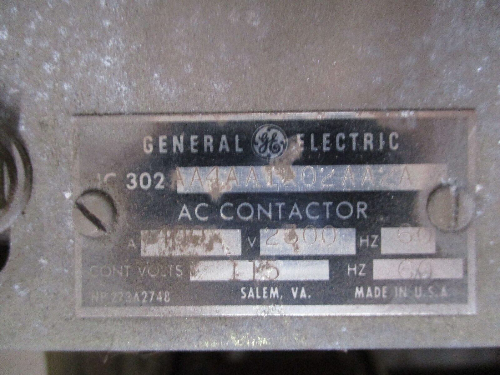 GE Fused AC Contactor IC302AA4AA1A02AA2A 400A 2.3KV 60Hz Cont. Volt: 115V Used