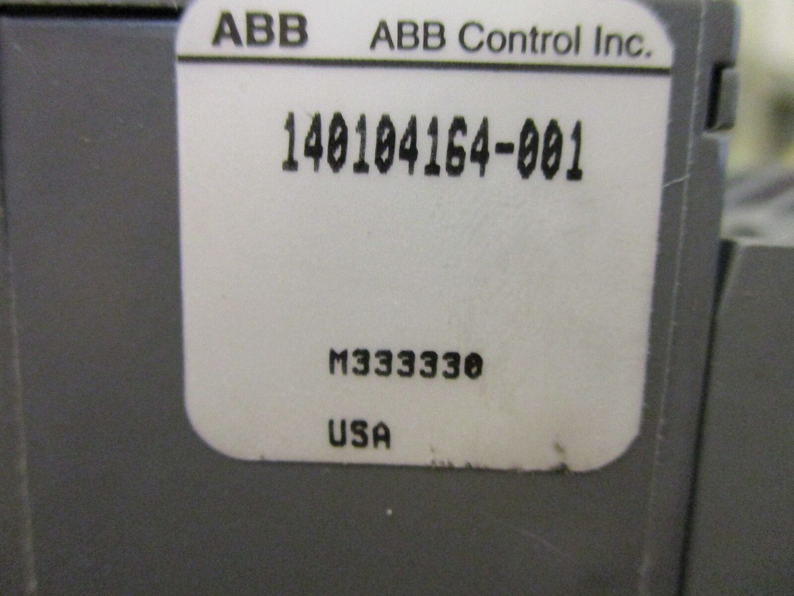 ABB	Conductor 140104164-001 24 VDC Coil 10A 600V w/Aux Contact Block Used