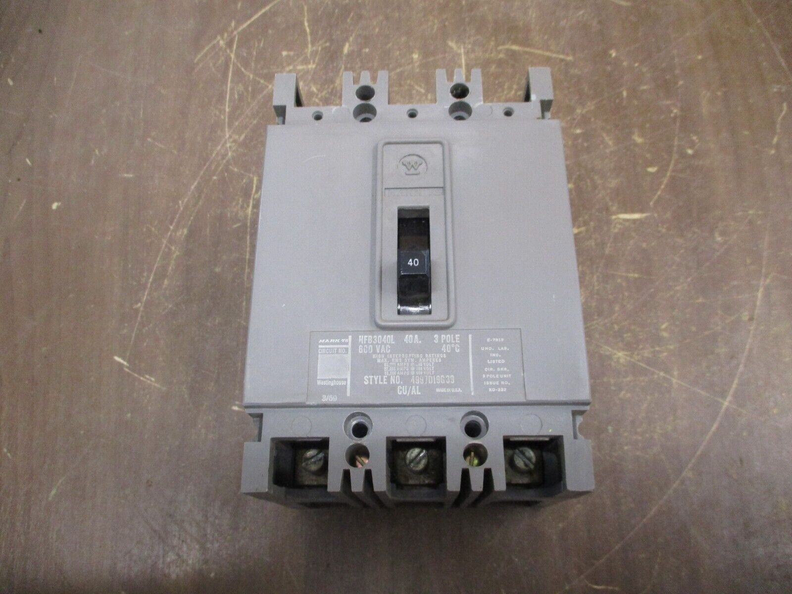 Westinghouse Circuit Breaker HFB3040L 40A 600V 3P Used