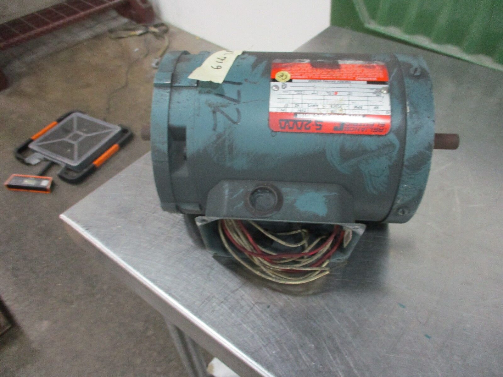 Reliance Duty Master AC Motor B79B4135M-SZ 1/2HP 1800RPM FR:FB56C 230/460V Used